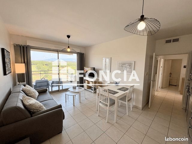 Appartement à louer, 49m², Biot