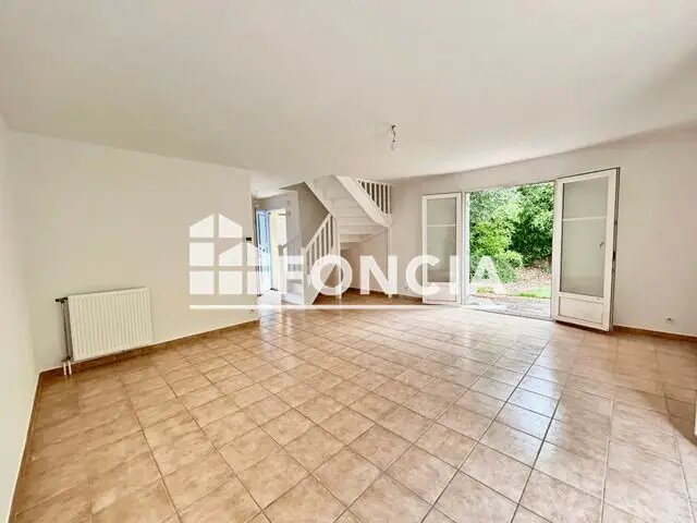 Maison à louer, 87m², Valbonne