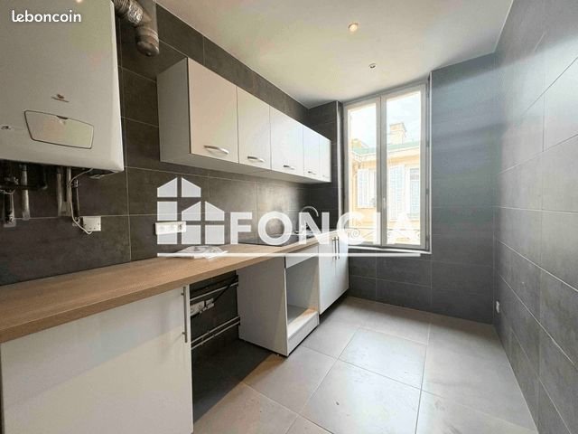 Appartement à louer, 91m², Cannes