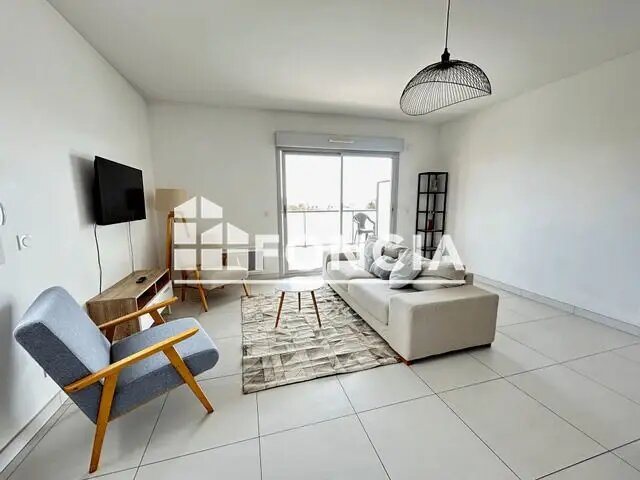 Appartement à louer, 60m², Antibes