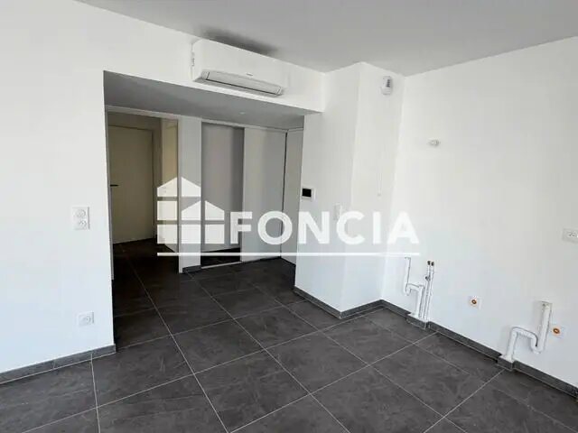 Appartement à louer, 65m², Saint-Laurent-du-Var