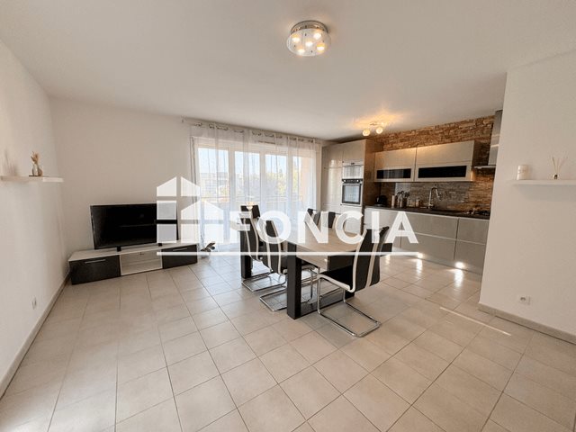 Appartement à louer, 66m², Antibes
