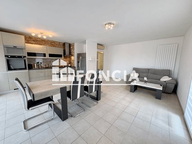 Appartement à louer, 66m², Antibes