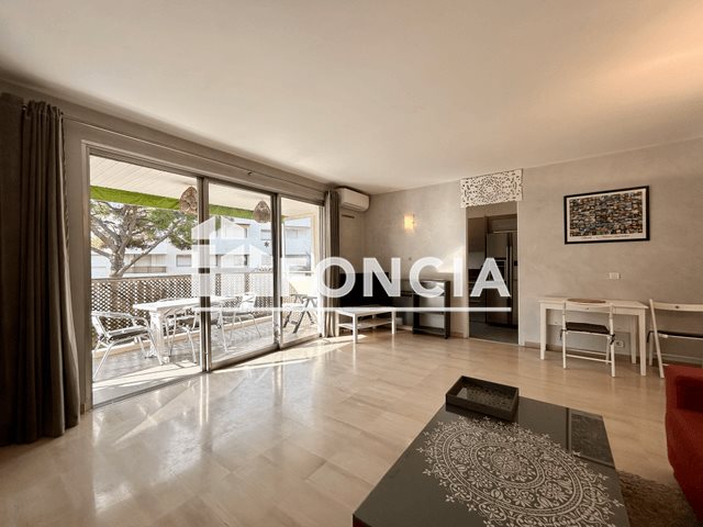 Appartement à louer, 83m², Antibes