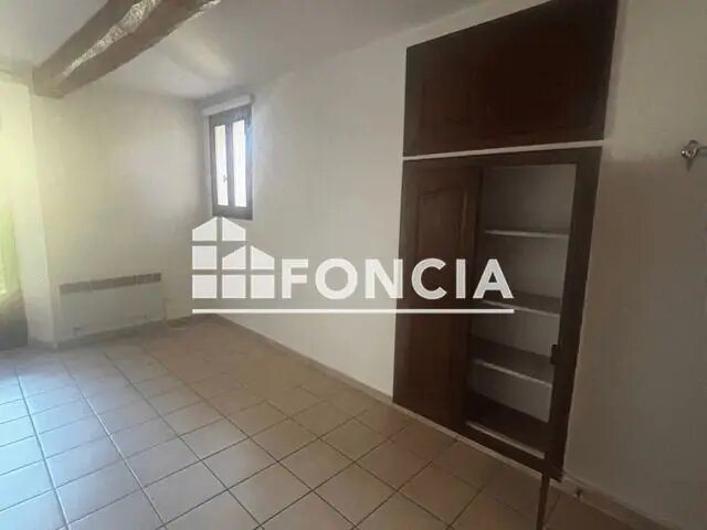 Appartement à louer, 69m², Vence
