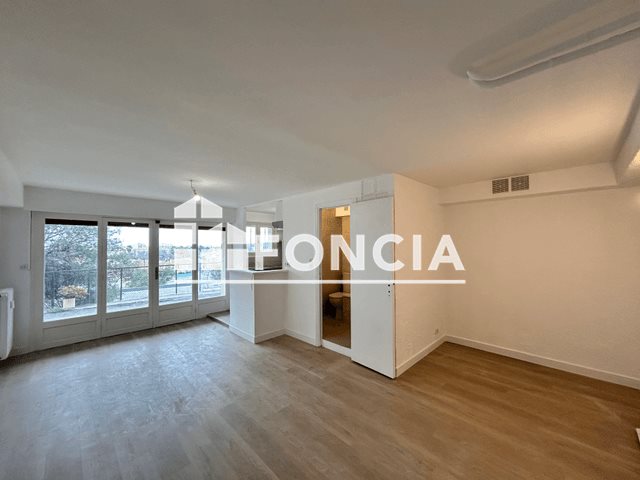 Appartement à louer, 33m², Antibes
