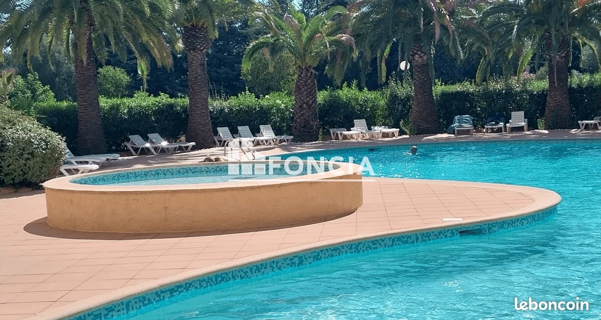 Appartement à louer, 29m², Mandelieu-la-Napoule