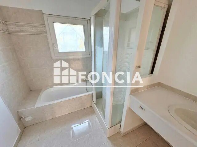 Maison à louer, 135m², Mougins