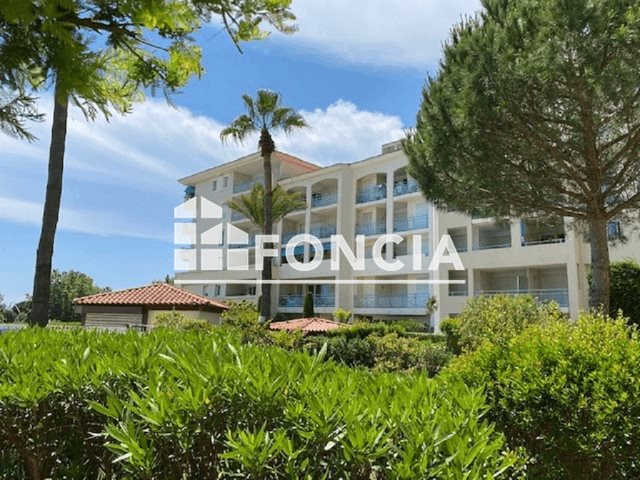 Appartement à louer, 27m², Antibes