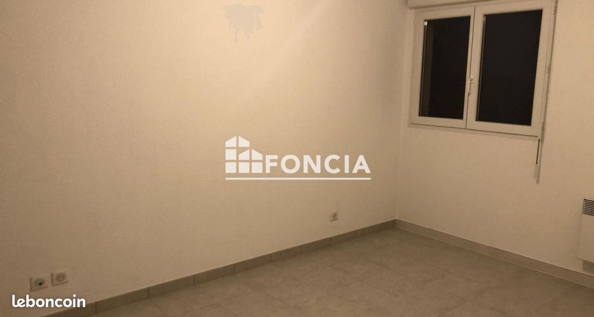 Appartement à louer, 43m², Saint-André-de-la-Roche