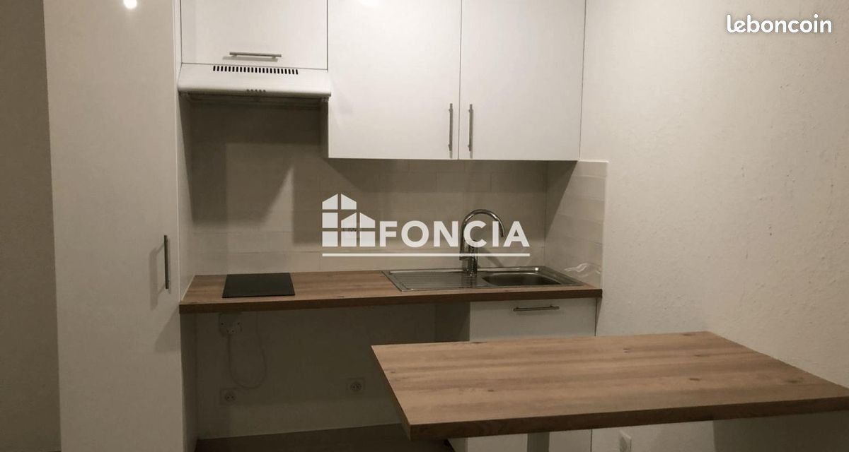Appartement à louer, 43m², Saint-André-de-la-Roche