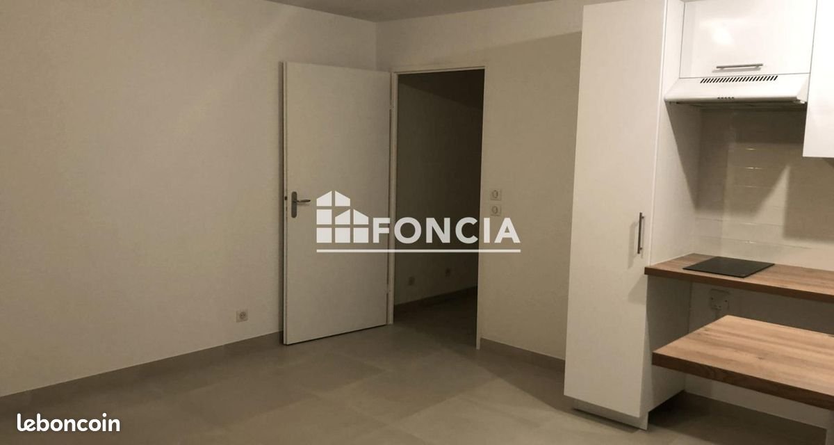 Appartement à louer, 43m², Saint-André-de-la-Roche