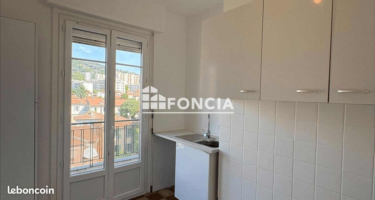 Appartement à louer, 47m², Nice