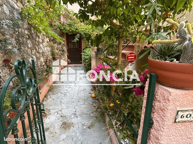 Appartement à louer, 30m², Menton