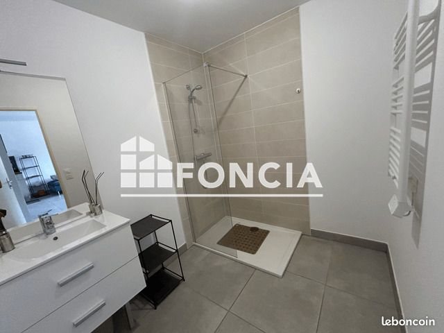 Appartement à louer, 43m², Menton