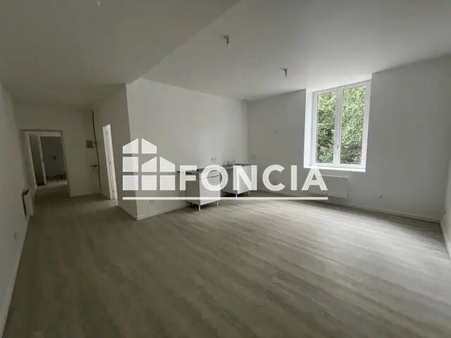 Appartement à louer, 61m², Kerlaz