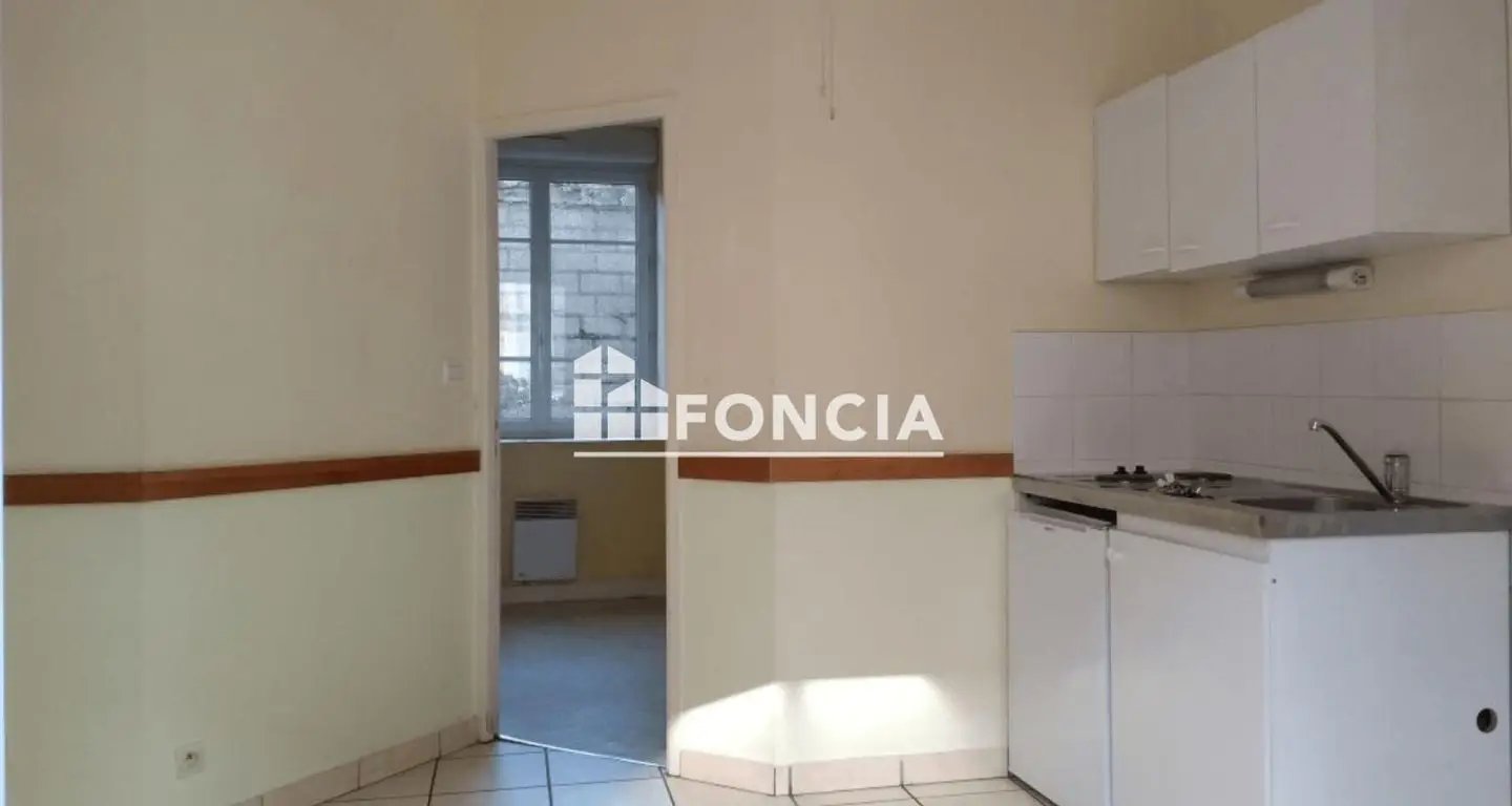 Appartement à louer, 22m², Landerneau