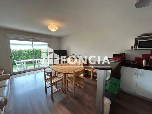 Appartement à louer, 43m², Séné