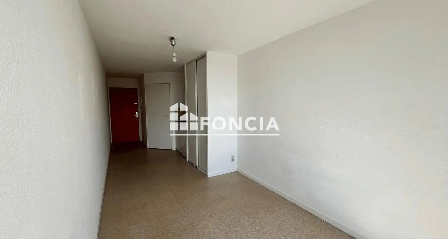 Appartement à louer, 19m², Vannes