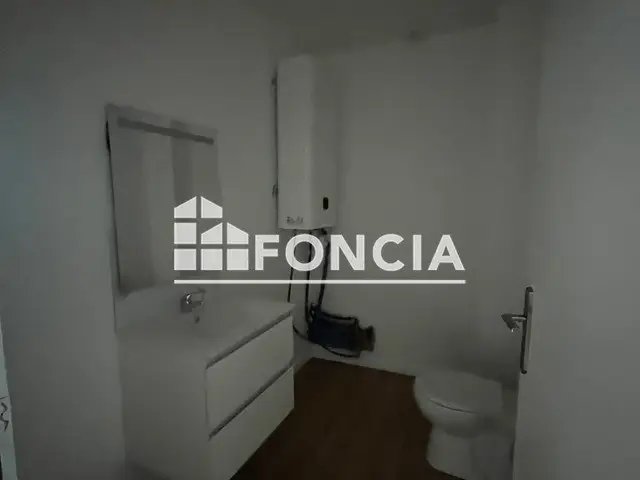 Appartement à louer, 75m², Kerlaz