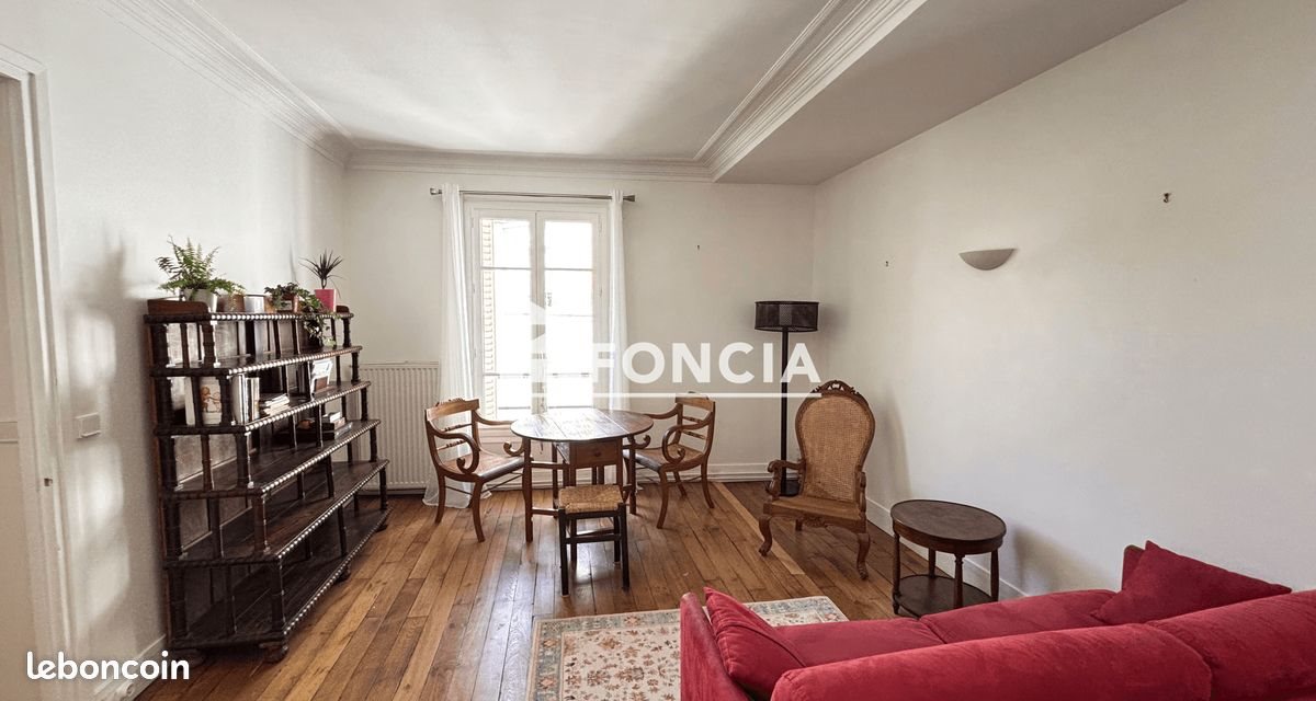 Appartement à louer, 66m², Paris 8ème