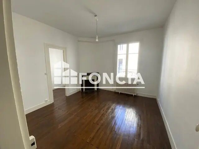 Appartement à louer, 45m², Tours