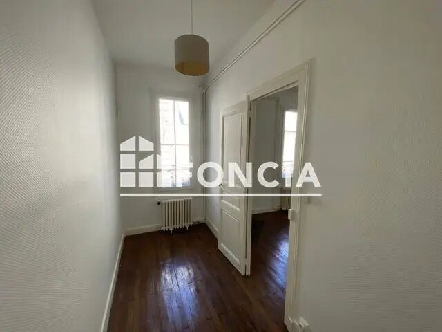 Appartement à louer, 45m², Tours