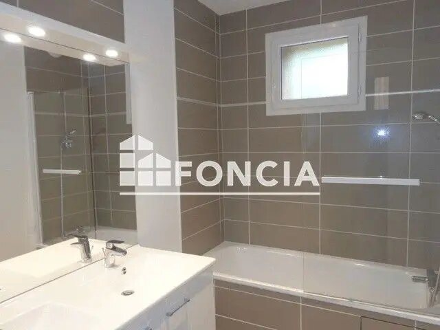 Maison à louer, 104m², Poitiers