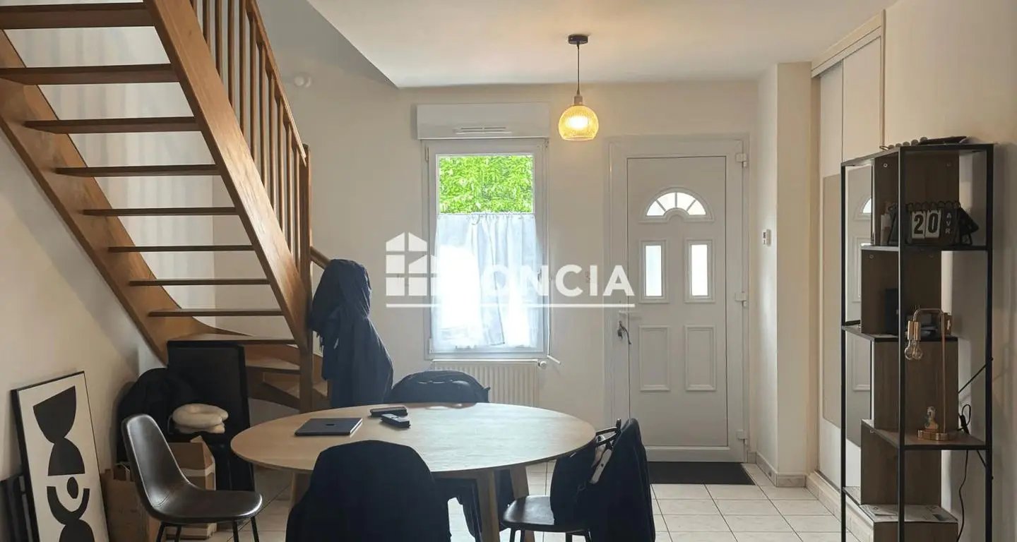 Maison à louer, 103m², Sablé-sur-Sarthe