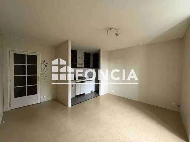 Appartement à louer, 26m², Blois