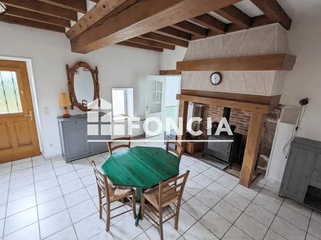Maison à louer, 112m², Domfront-en-Champagne