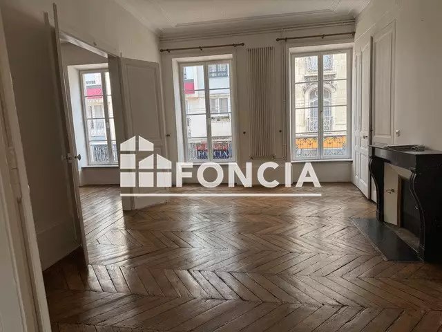Appartement à louer, 90m², Limoges