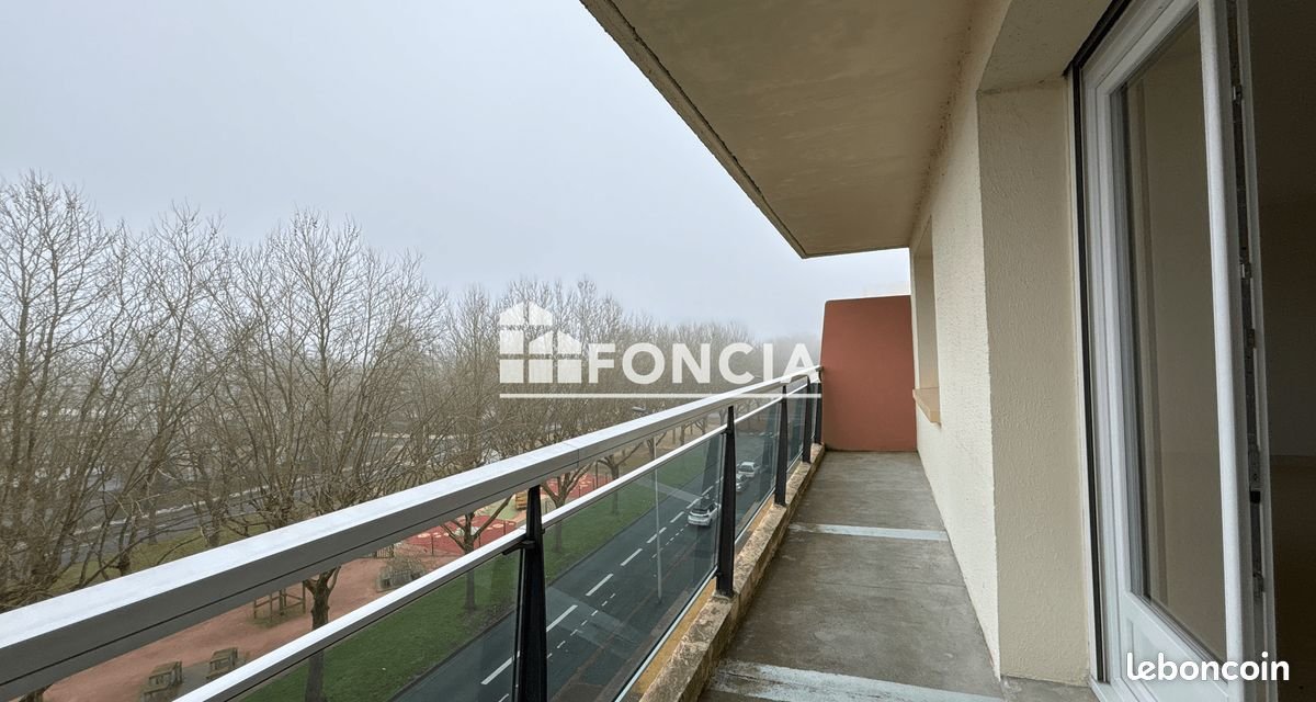 Appartement à louer, 65m², Blois