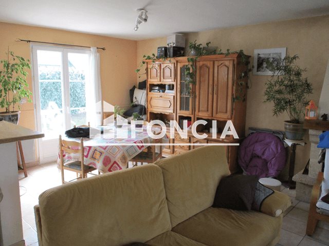 Maison à louer, 130m², Auzouer-en-Touraine