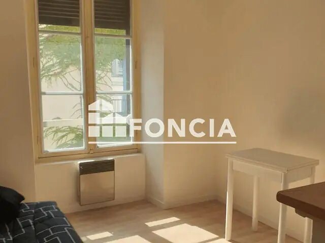 Appartement à louer, 16m², Sablé-sur-Sarthe