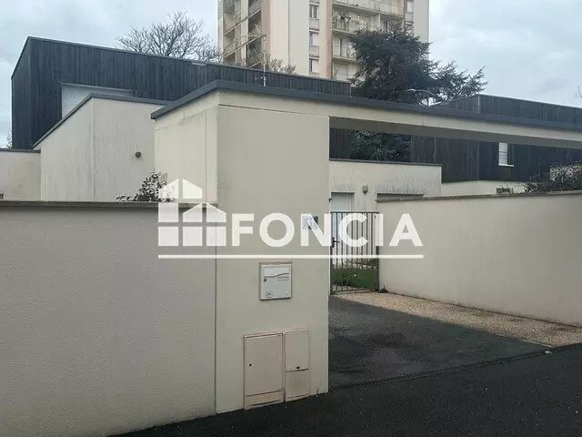 Maison à louer, 104m², Poitiers