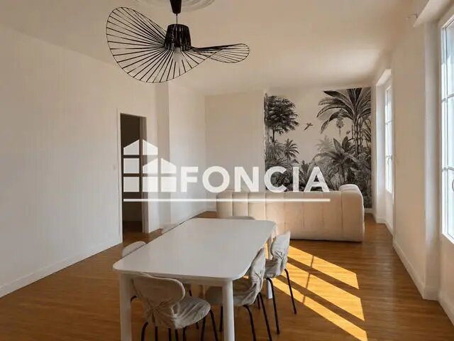 Appartement à louer, 80m², Saumur