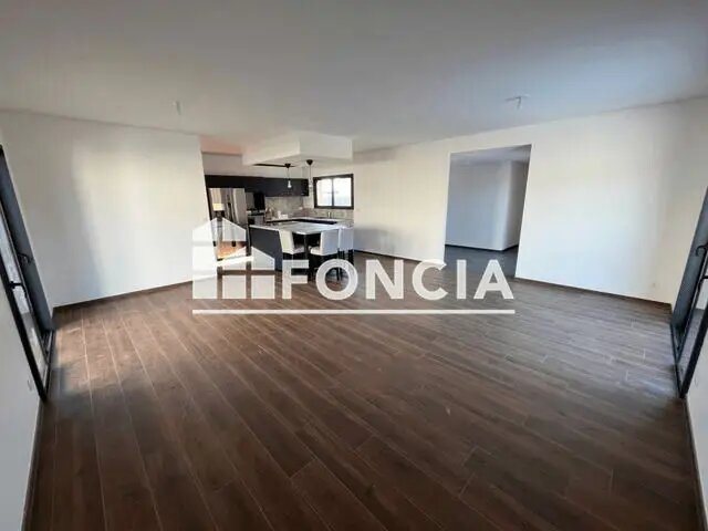 Maison à louer, 138m², Veigné