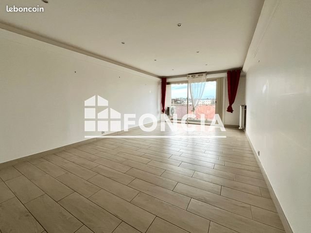 Appartement à louer, 87m², Cholet