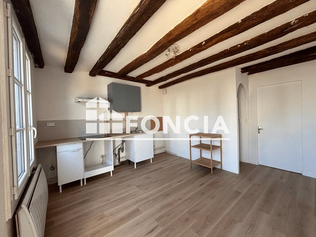 Appartement à louer, 60m², Nazelles-Négron