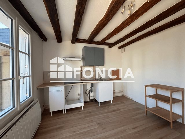 Appartement à louer, 60m², Nazelles-Négron
