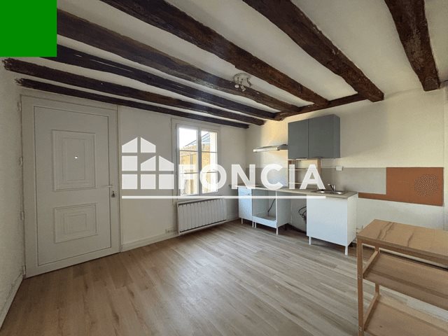 Appartement à louer, 60m², Nazelles-Négron