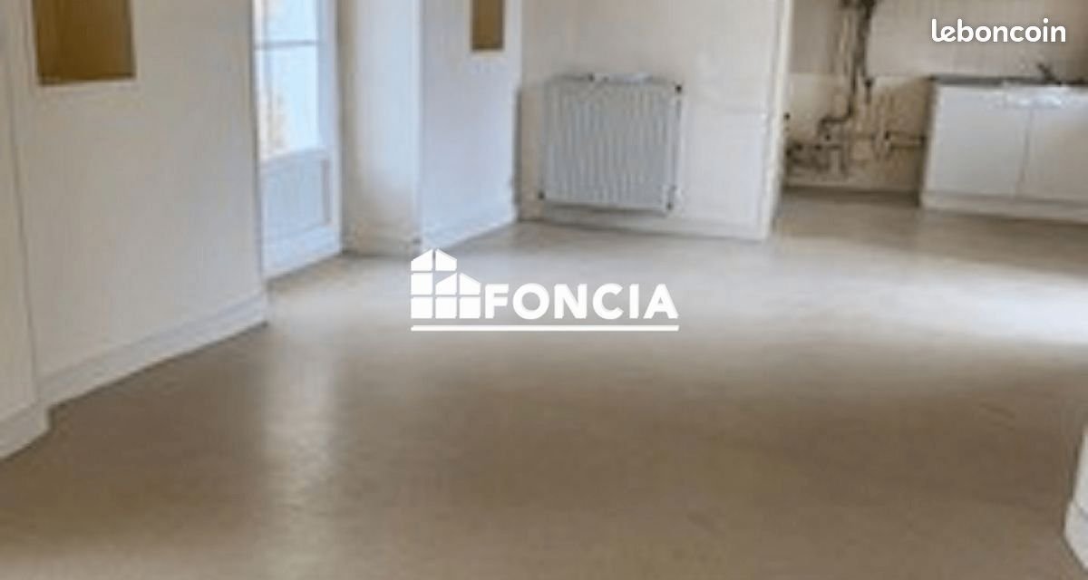 Appartement à louer, 85m², Marthon
