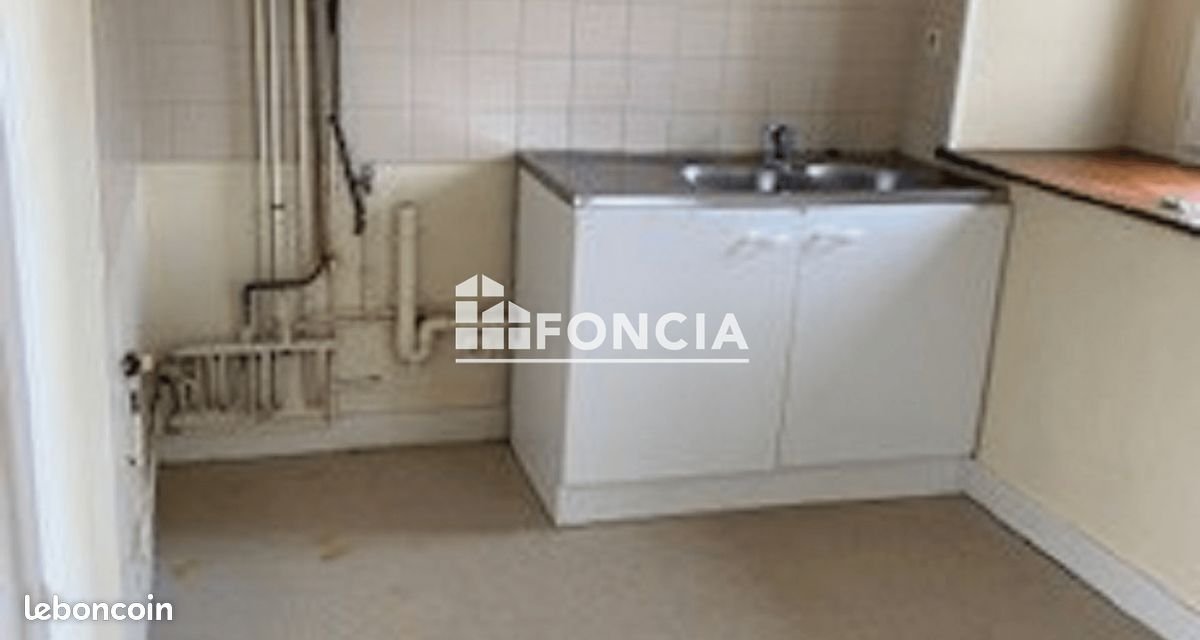 Appartement à louer, 85m², Marthon