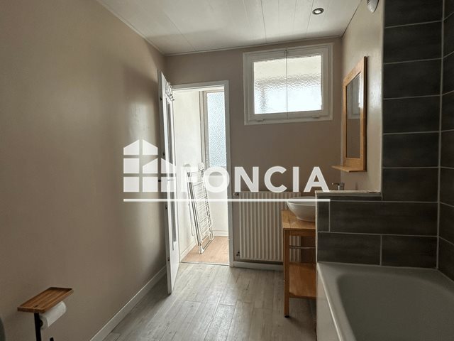 Appartement à louer, 45m², Orléans