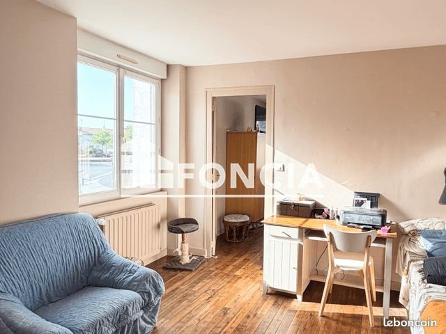 Maison à louer, 86m², Saint-Pierre-des-Échaubrognes