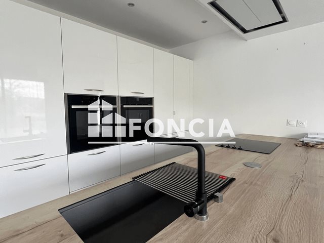 Maison à louer, 110m², Aubigné-Racan