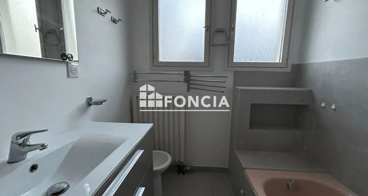 Appartement à louer, 93m², Chambéry