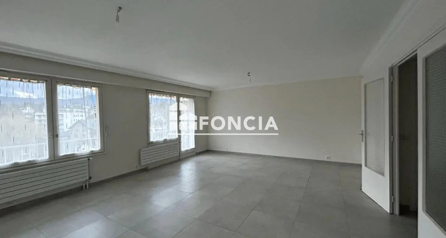 Appartement à louer, 93m², Chambéry