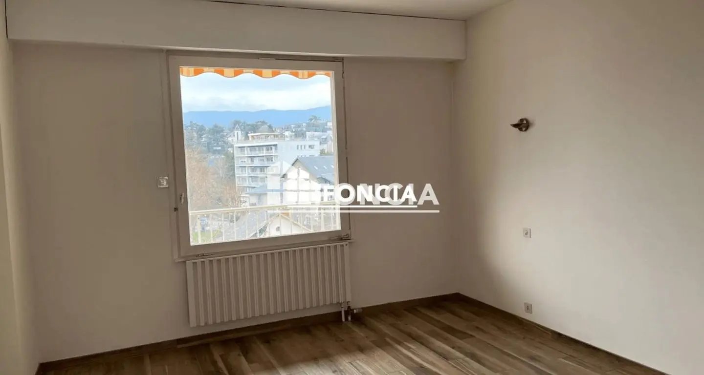 Appartement à louer, 93m², Chambéry